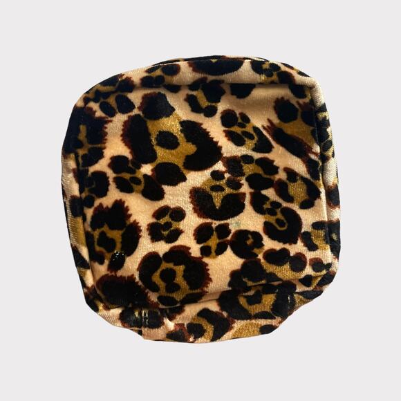 JS by Jessica Simpson Cheetah Print Jewelry Case 6" x 6" Zipper Case - Picture 1 of 10